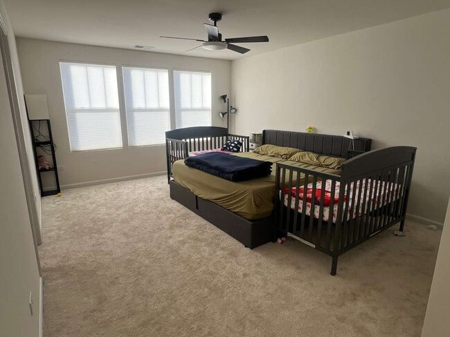 Building Photo - 24453 W Kroll Dr