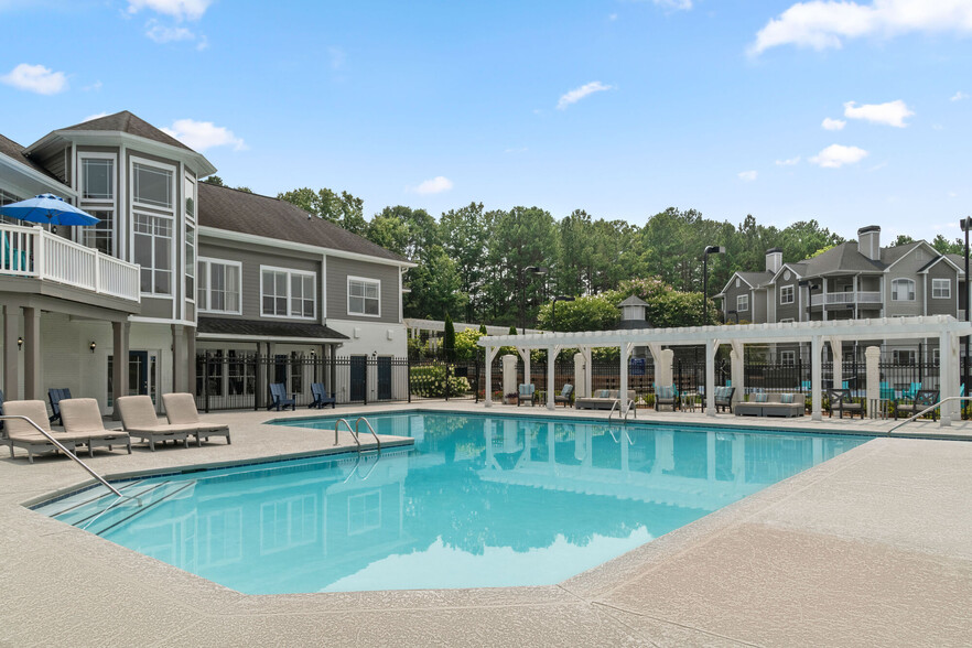 Building Photo - CHATTAHOOCHEE RIDGE APARTMENTS