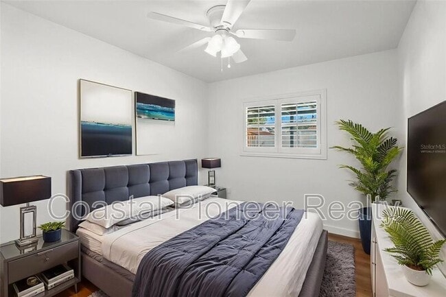Building Photo - 6710 S Cortez Ave