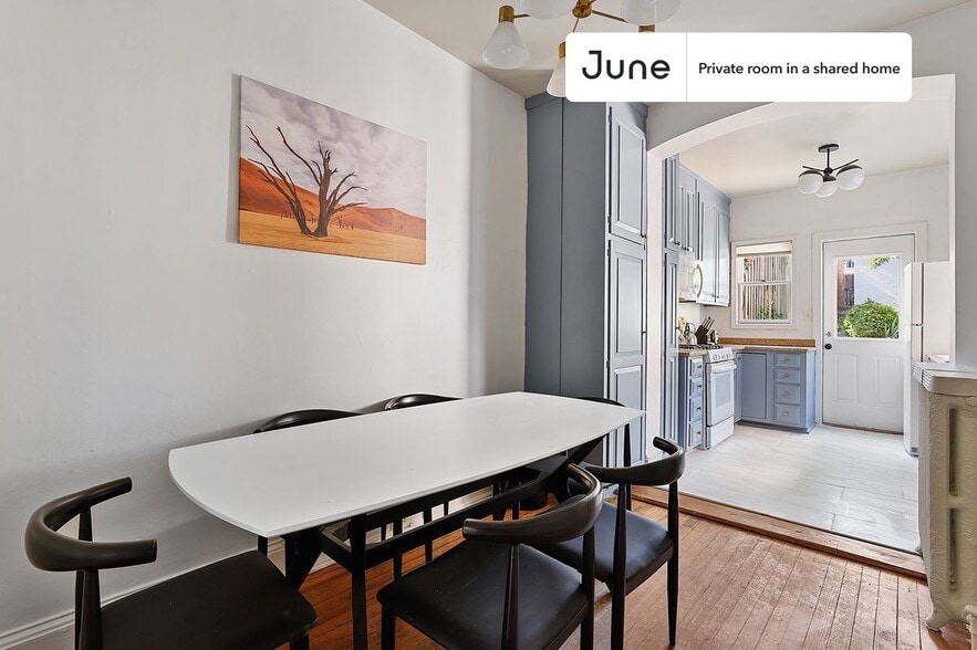 Building Photo - Room in Shared 4 bed/2 bath home