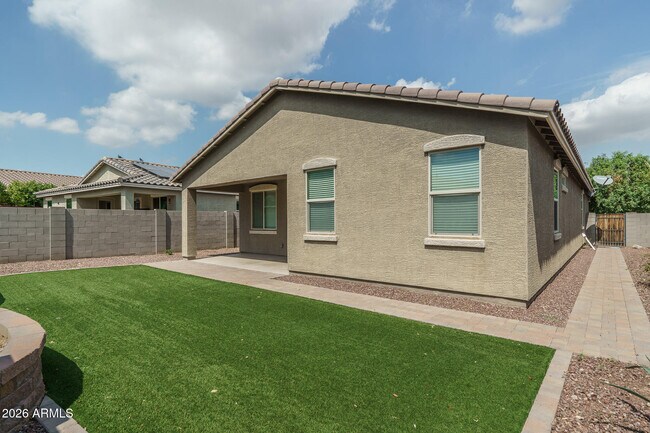 Building Photo - 21257 W Berkeley Rd