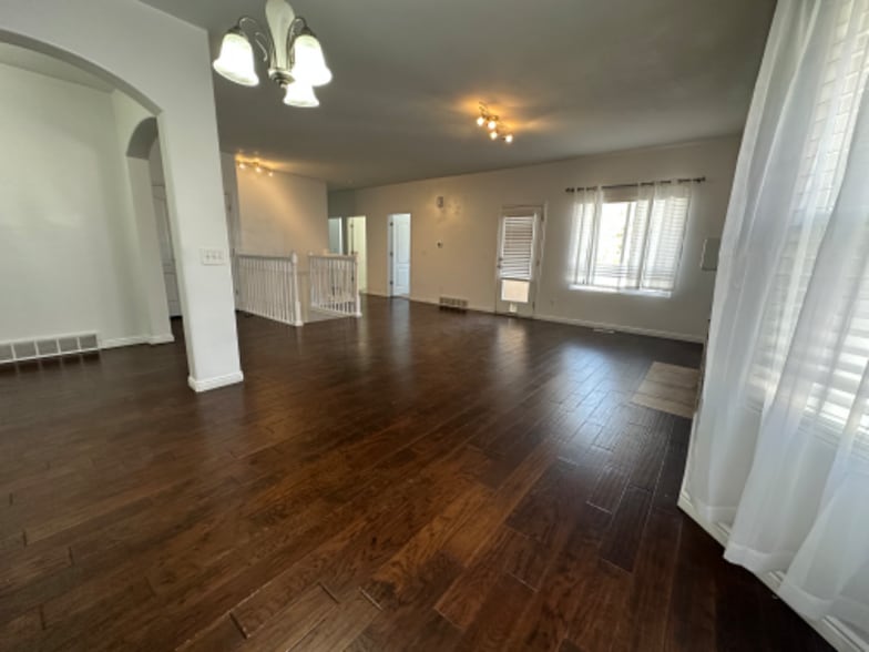 Building Photo - 7134 W 8090 S