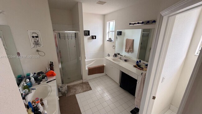 Building Photo - 7586 NW 113th Path