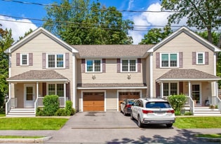 Building Photo - 89 Ossipee Rd