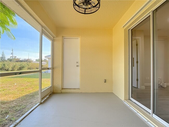 Building Photo - 4906 Majorca Palms Dr