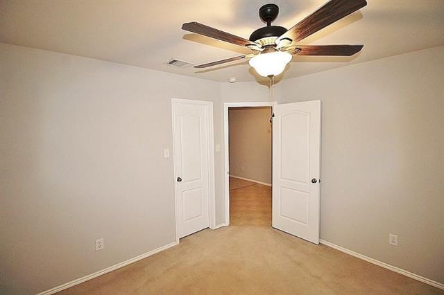 Building Photo - 217 Silver Spur Dr