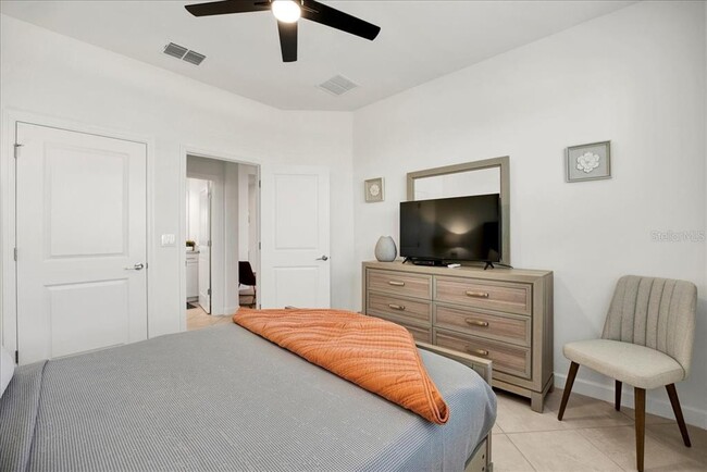 Building Photo - 5161 Coral Reef Wy