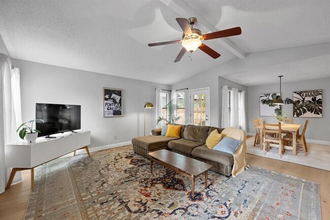 Building Photo - 8406 Copano Dr