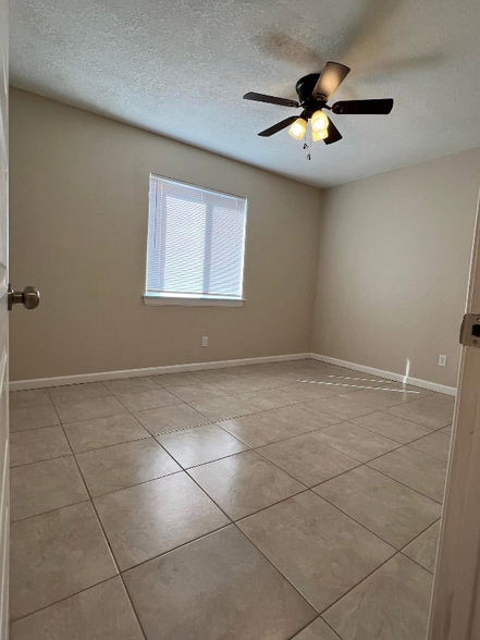 Building Photo - 2300 Lee Trevino Dr