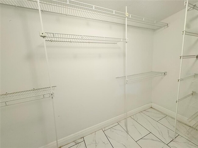 Building Photo - 4203 E Yukon St