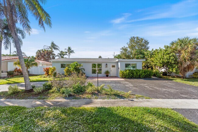 Primary Photo - 4921 NE 23rd Ave