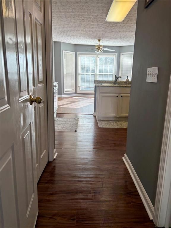 Building Photo - 510 Stanford Pl