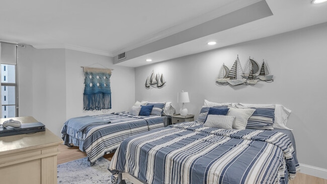 Building Photo - 1000 S Ocean Blvd