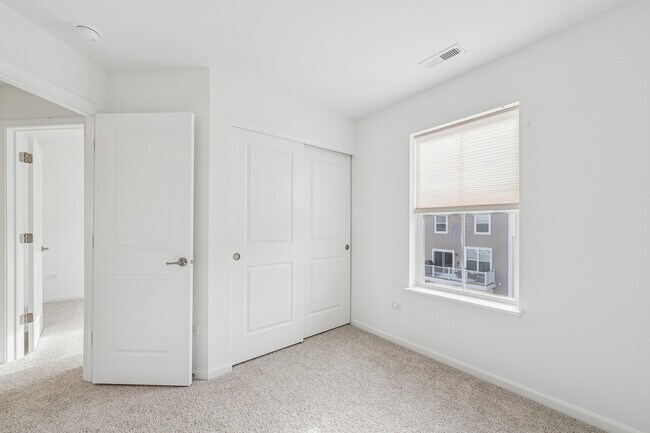 Building Photo - 12312 Tinsley St