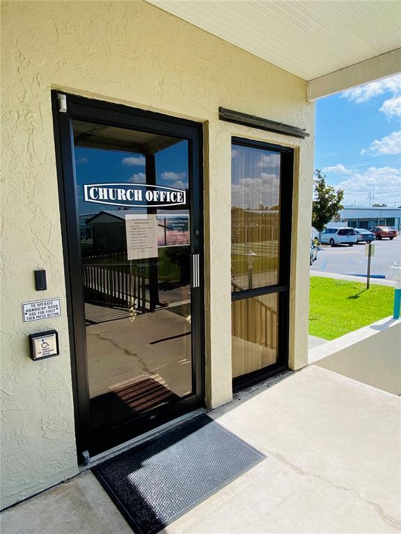 Building Photo - 2305 Bay Dr