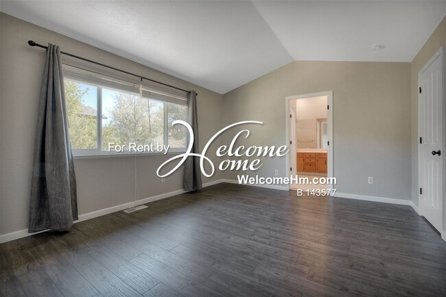 Building Photo - 3943 Aspendale Dr