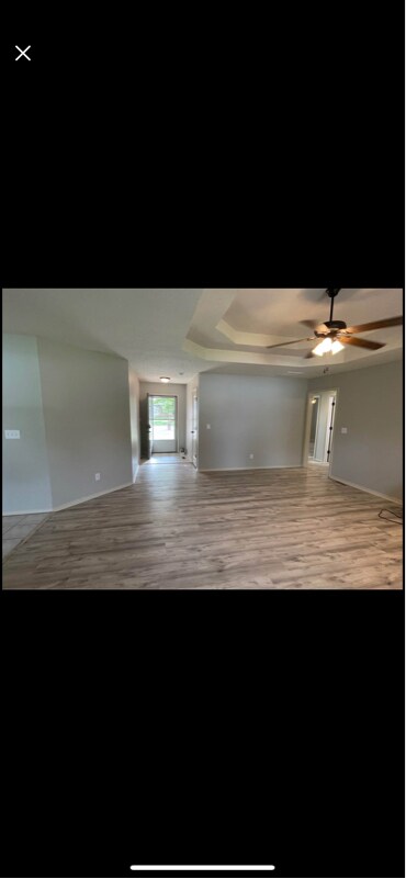 Building Photo - 501 Cherry Cir