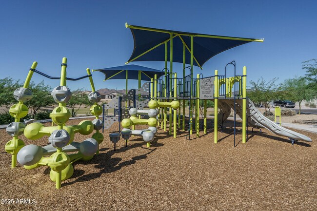 Building Photo - 20673 E Canary Way