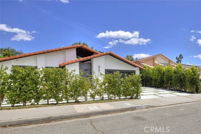 Building Photo - 9450 Tampa Ave