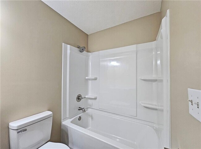 Building Photo - 6627 Banbury Ct NW