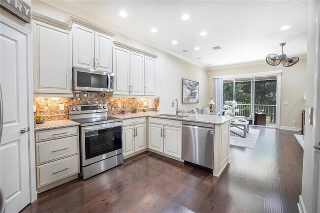 Building Photo - 6036 Anchorage Way S