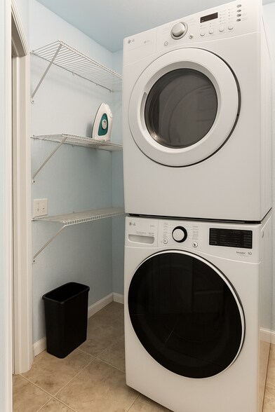 Laundry - 11620 W 62nd Pl