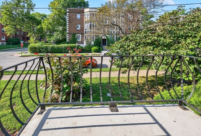 Building Photo - 3505 Telford St