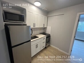 Building Photo - Capitol Hill 1bd/1ba! Walk Everywhere