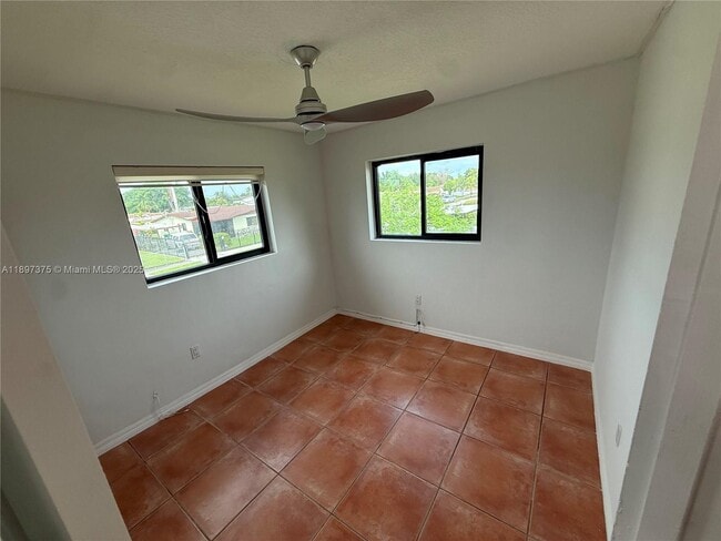 Building Photo - 10865 Gibson Dr