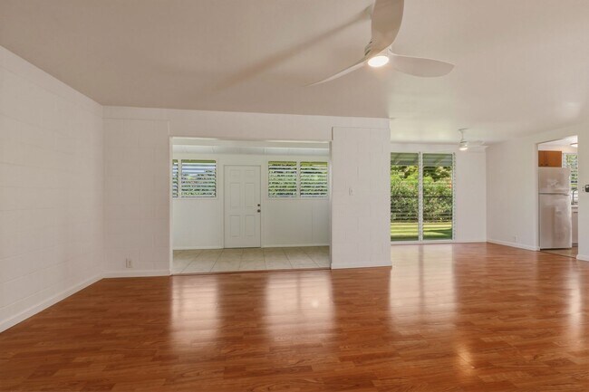 Building Photo - Spacious Aikahi Loop House in Kailua