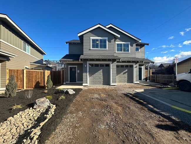 Building Photo - 61524 SE Jennifer Ln