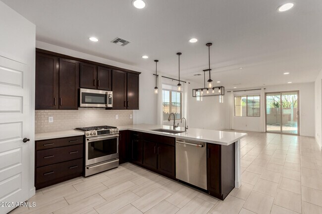 Building Photo - 12399 W Forest Pleasant Pl