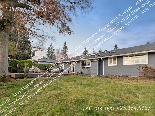 Building Photo - SeaTac Home is the Perfect Fit for A Famil...