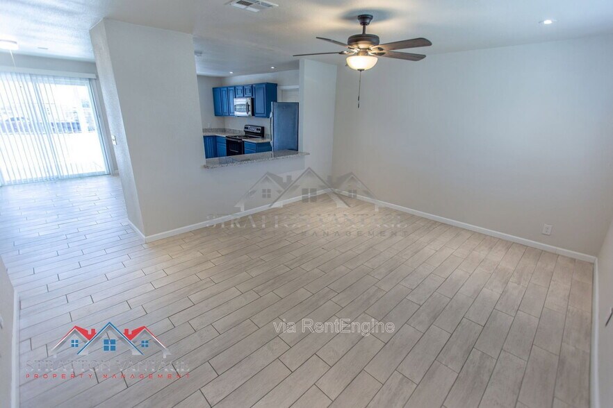 Building Photo - 11033 N Geronimo Dr