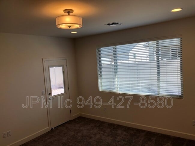 Building Photo - 11196 Grazing Cattle Ln