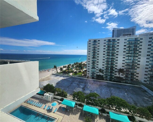 Building Photo - 3725 S Ocean Dr