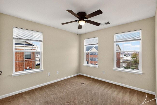 Building Photo - 11530 Sulphur Hills Pl