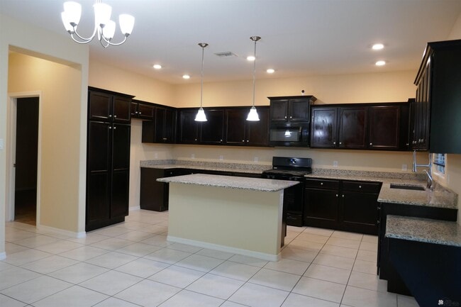 Building Photo - 6549 E 35th Pl