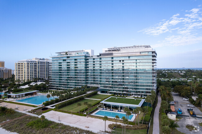 Building Photo - Oceana Key Biscayne