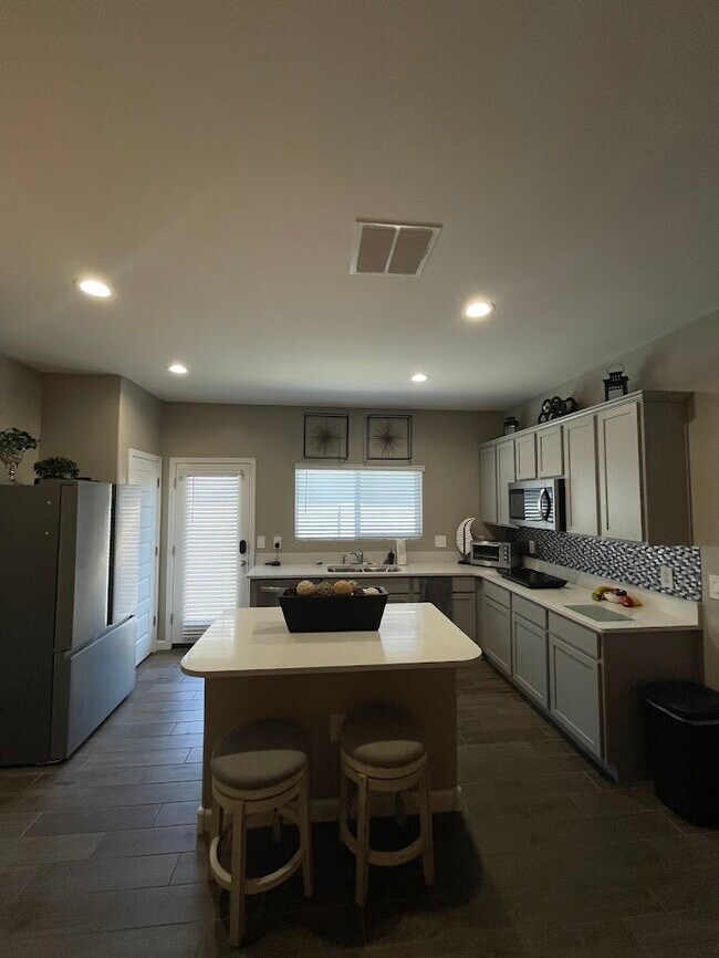 Building Photo - 24085 W Ripple Rd