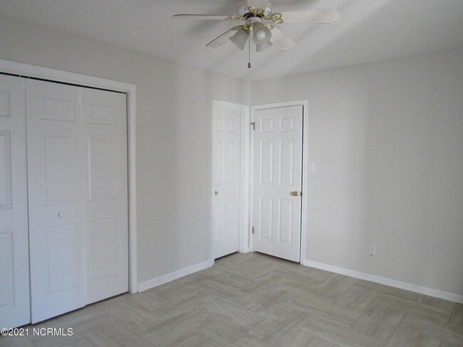 Building Photo - 314 Bracken Pl