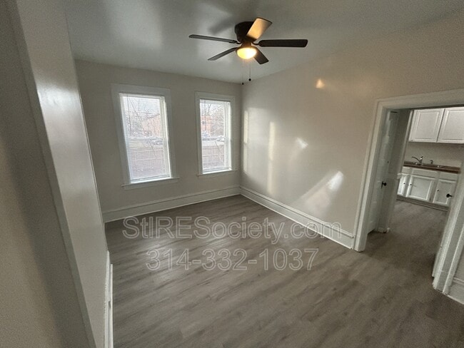 Building Photo - 3922-3924 Botanical Avenue