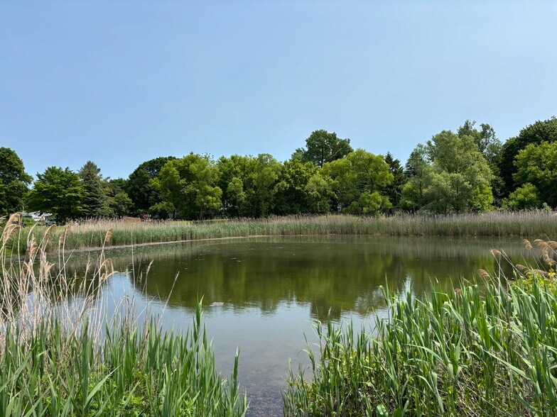 Building Photo - 1320 Westcott St