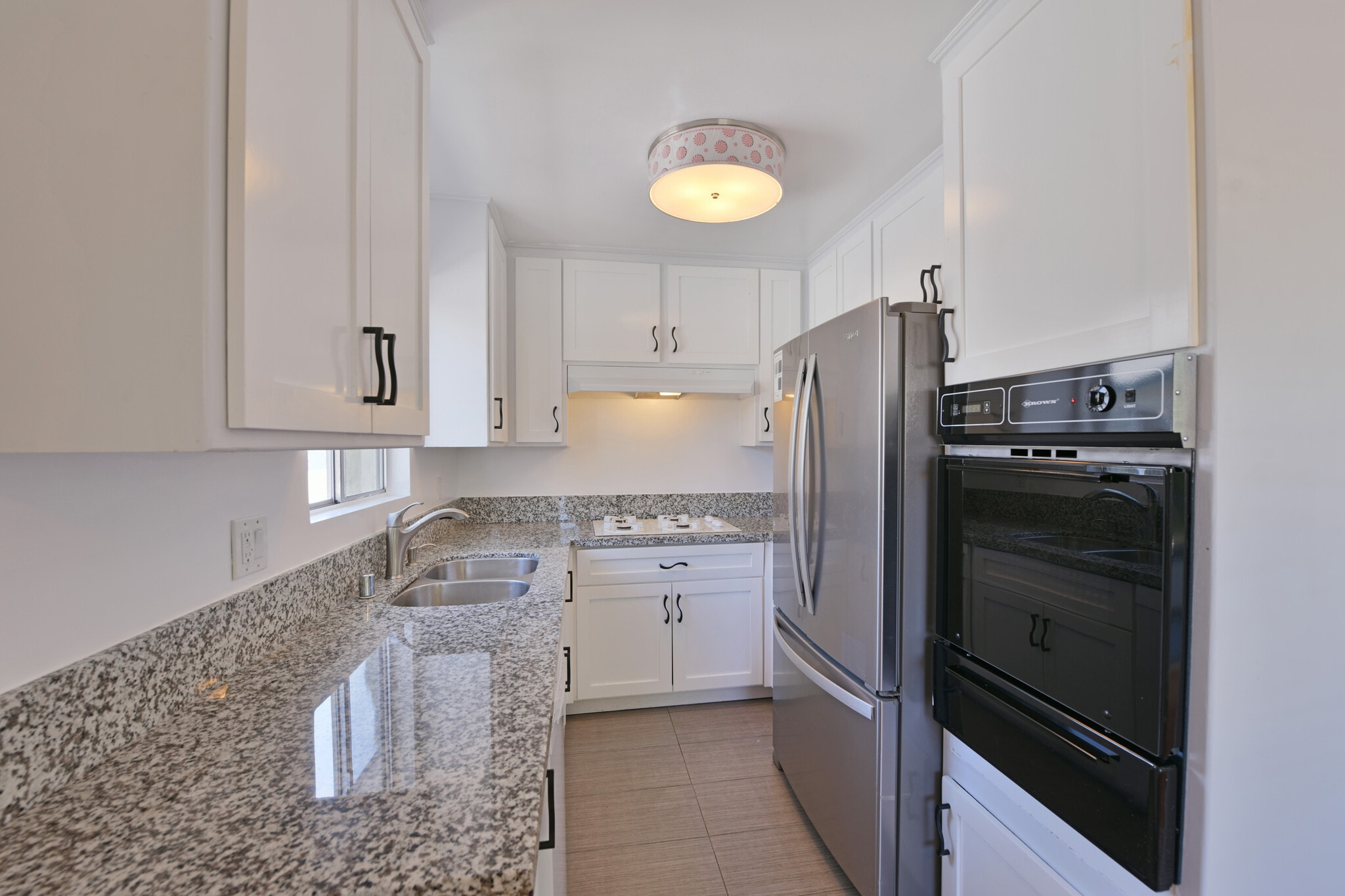 Building Photo - 1436 S Bedford St