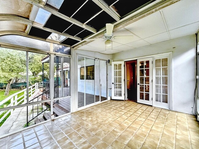 Building Photo - 3 Bed & 2.5 Bath House in Fallbrook, CA / ...