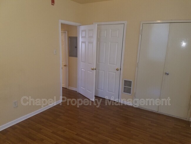 Building Photo - 1346 N 27th St