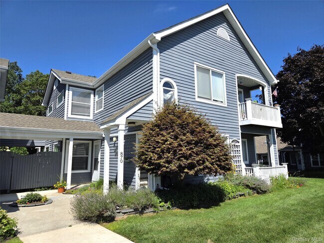 Primary Photo - 868 Birchwood Park Dr