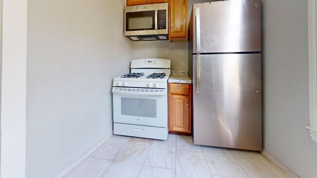 Building Photo - Nice 2Br house with or without voucher