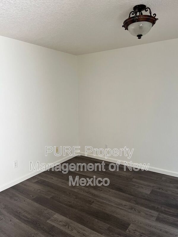 Building Photo - 3316 Prairie Ridge St SW