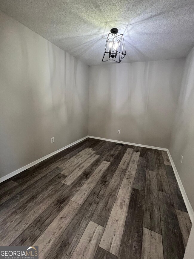 Building Photo - 2442 Womack Cir